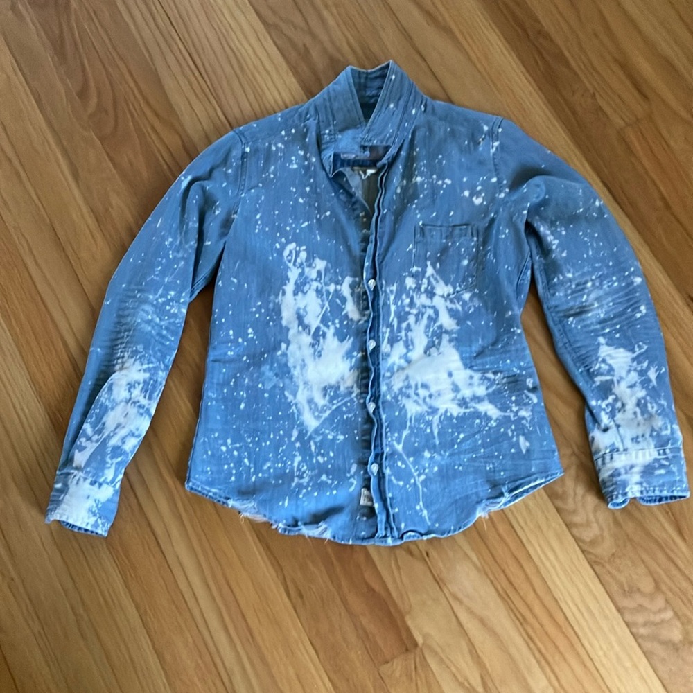 Frank & Eileen Barry button up. Small. Denim with white paint splatter design.